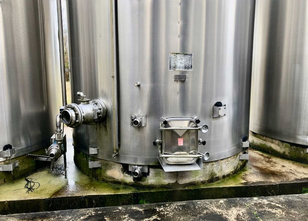 Sonstige Obsttechnik & Weinbautechnik del tipo Sonstige |CTIA - Cuve inox 304 - Fond plat incliné sur radi, Gebrauchtmaschine In Monteux (Immagine 4)